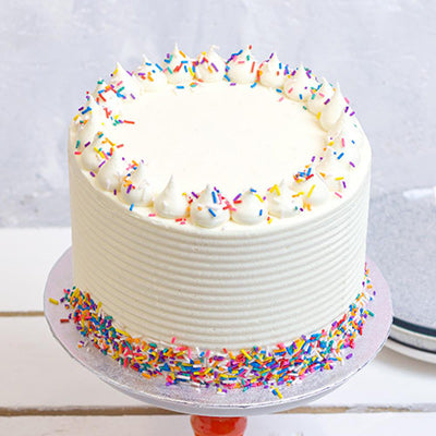 Vanila Birthday Cake